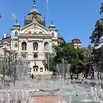 S8 Luxury Oldtown - Foodstore, Crib, Babychair, Netflix, Pc Screen, Unlimmusic * Košice